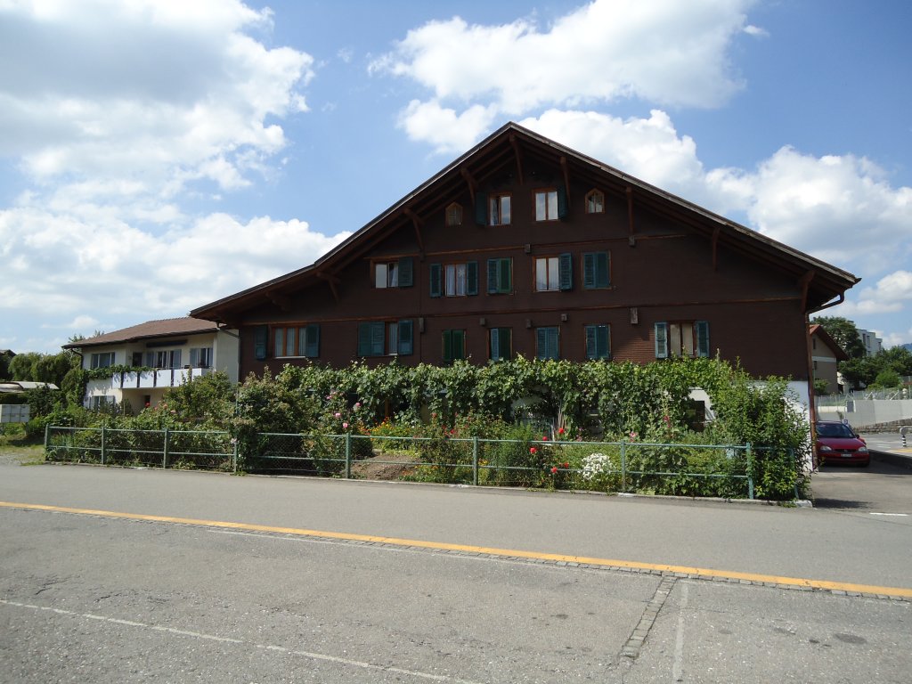 (127'639) - Wohnhaus in Spiez am 5. Juli 2010