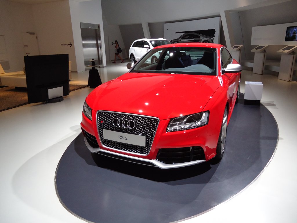 (127'816) - Audi RS 5 am 9. Juli 2010 in Wolfsburg/Deutschland