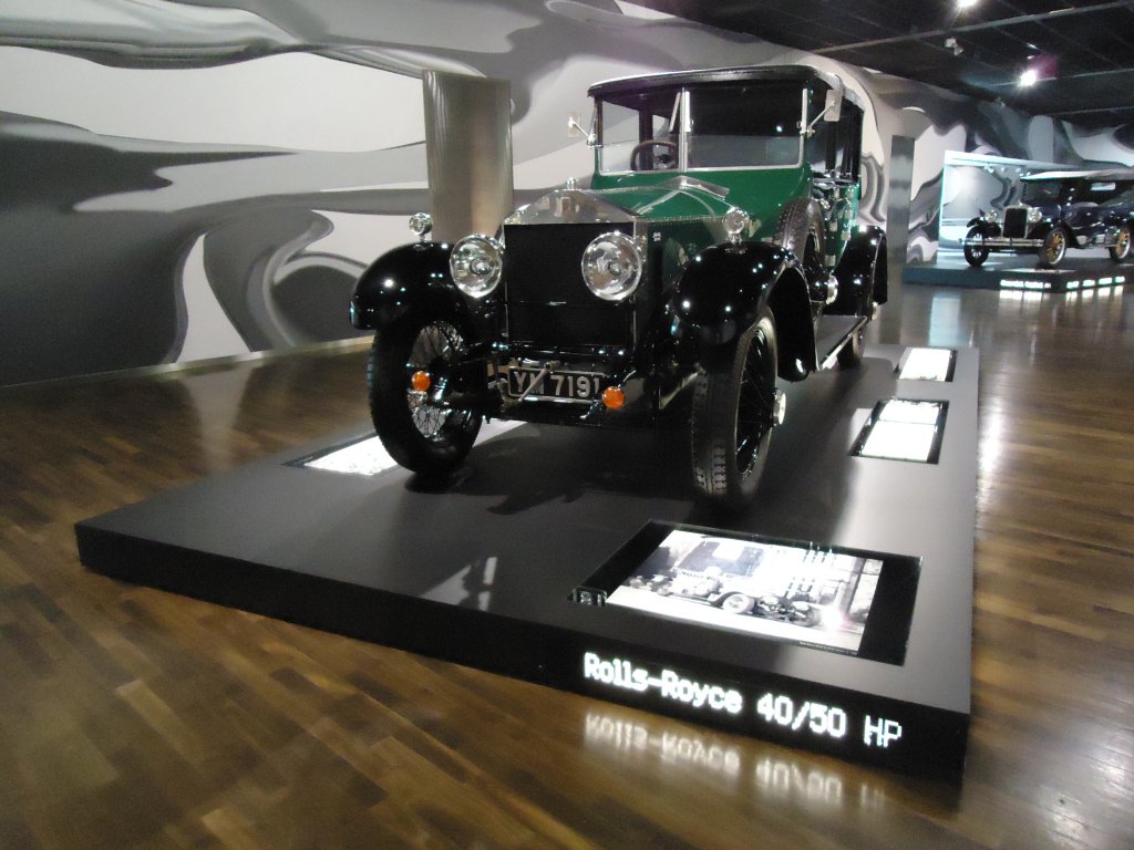 (127'833) - Rolls-Royce - YM 7191 - am 9. Juli 2010 in Wolfsburg/Deutschland