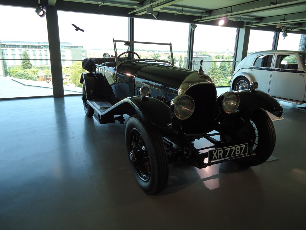 (127'843) - Bentley - XR 7787 - am 9. Juli 2010 in Wolfsburg/Deutschland