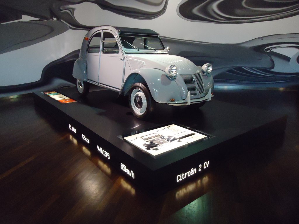 (127'879) - Citro�n 2 CV - Jahrgang 1960 - am 9. Juli 2010 in Wolfsburg/Deutschland