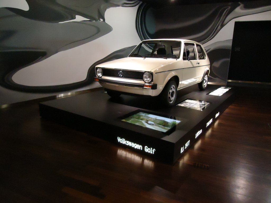 (127'884) - Volkswagen Golf - Jahrgang 1977 - am 9. Juli 2010 in Wolfsburg/Deutschland