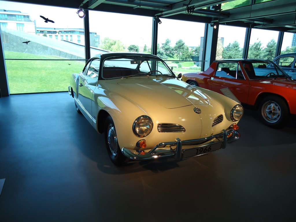 (127'889) - Volkswagen - Jahrgang 1966 - am 9. Juli 2010 in Wolfsburg/Deutschland