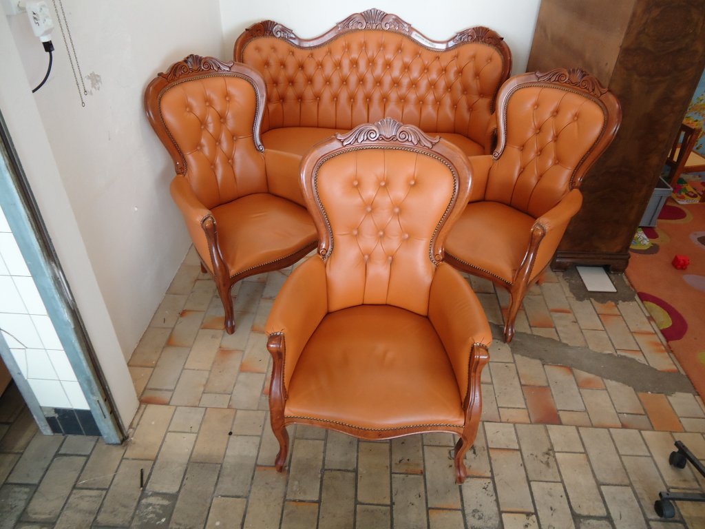 (128'111) - Louis Quinze Polstergruppe am 27. Juli 2010