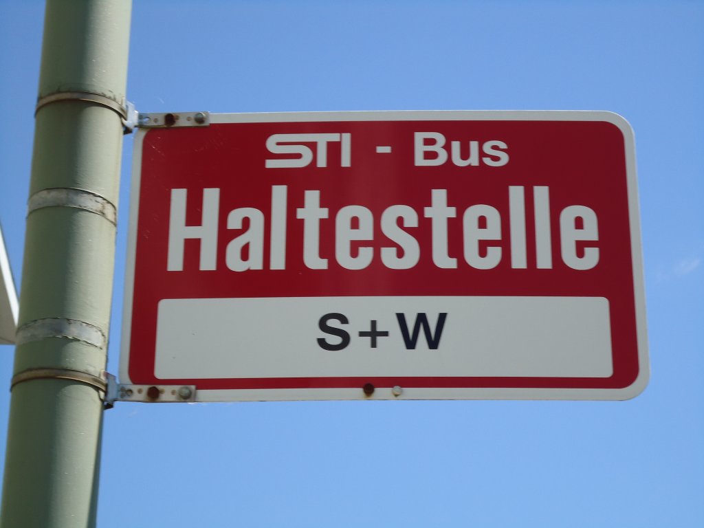 (128'171) - STI-Haltestelle - Thun, S+W - am 1. August 2010