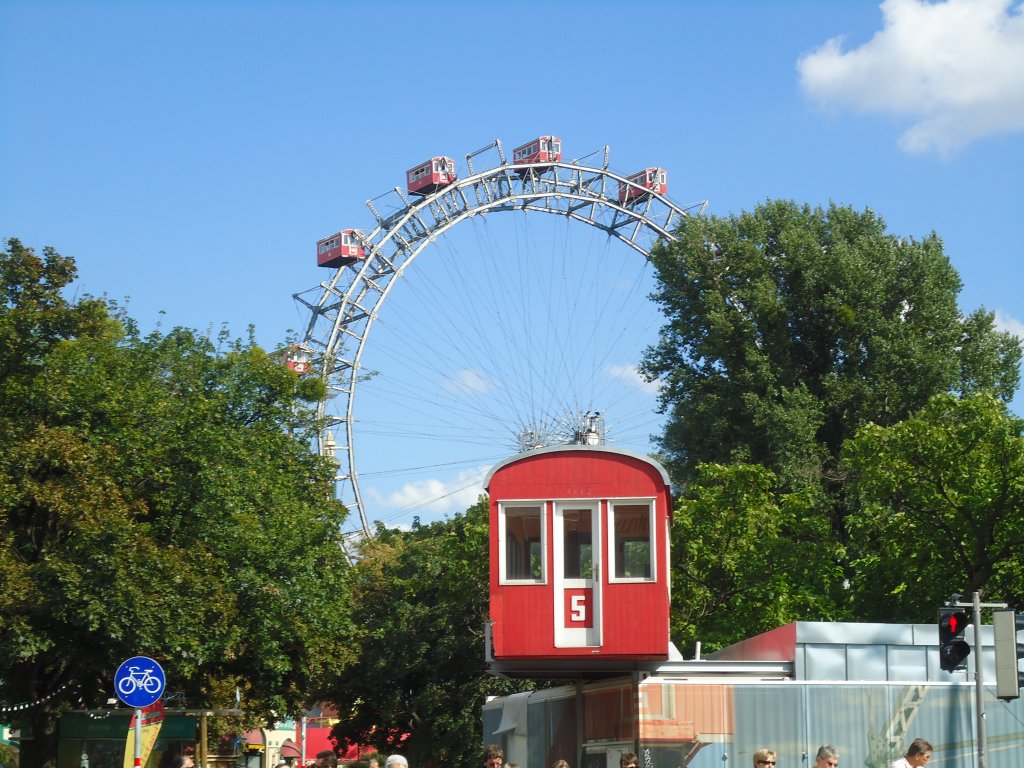 (128'405) - Das Riesenrad im Prater am 9. August 2010 in Wien