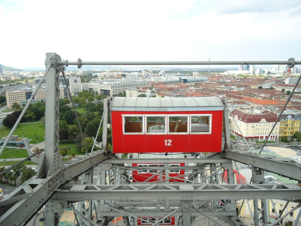 (128'414) - Kabine vom Riesenrad im Prater am 9. August 2010 in Wien