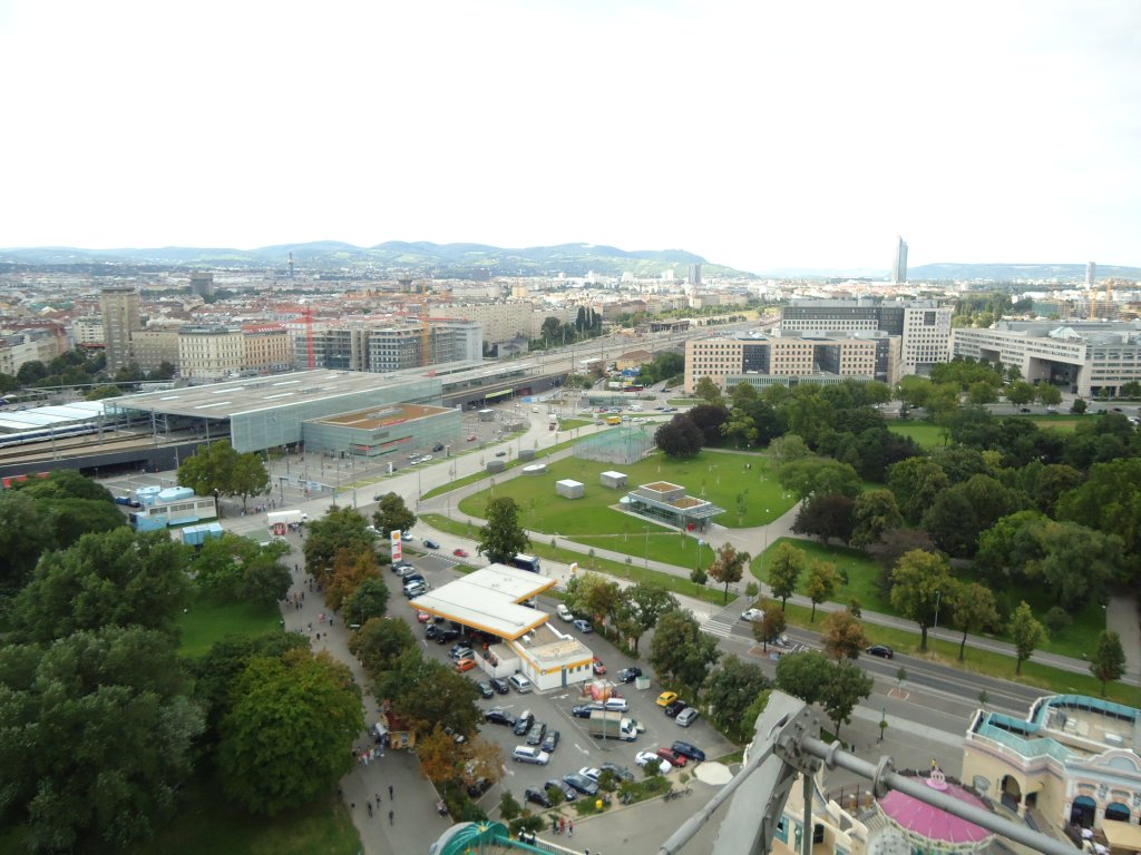 (128'417) - Aussicht auf Wien am 9. August 2010 vom Riesenrad im Prater aus