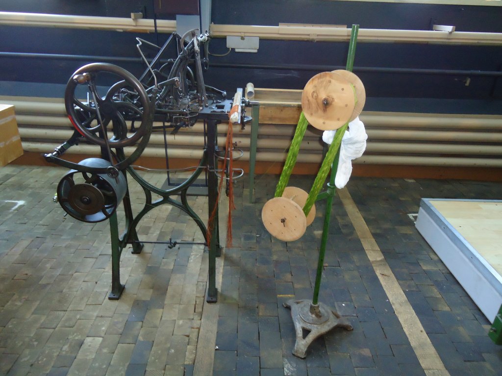 (128'798) - Im Saurer-Museum in Arbon: Kleine Maschinen am 21. August 2010