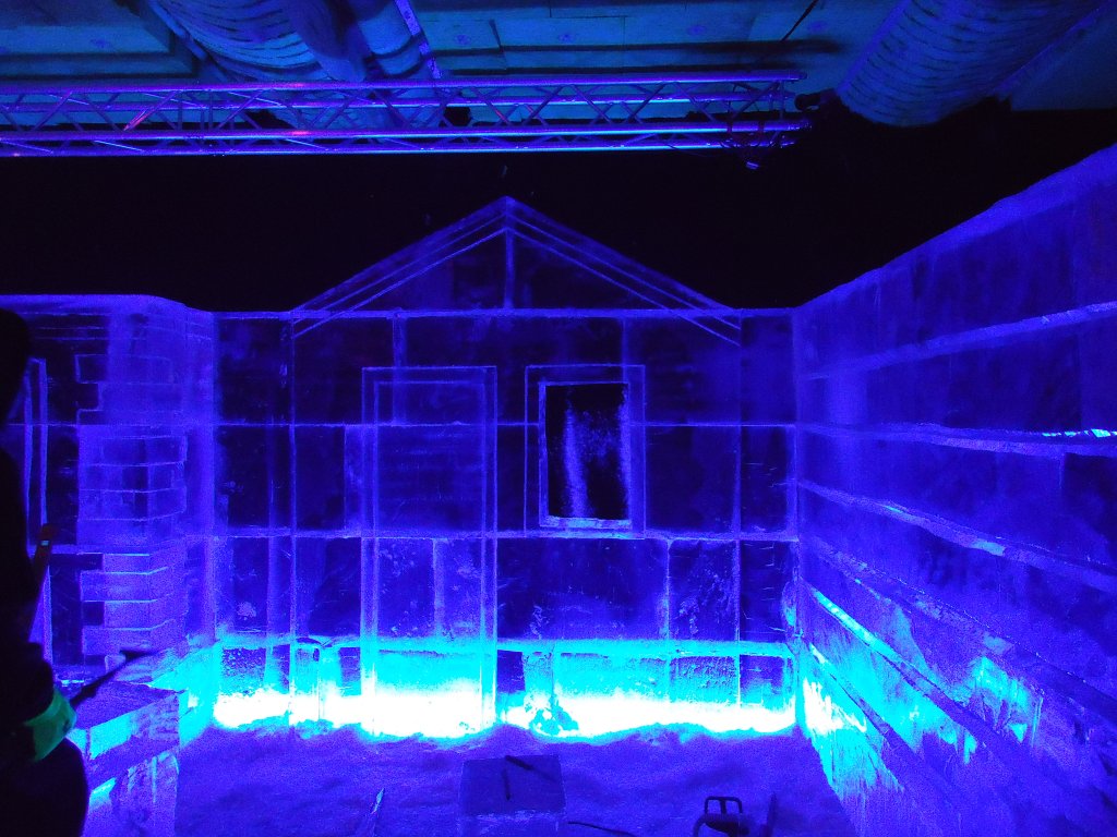 (129'159) - Eispalast an der Oberl�ndischen Herbstausstellung OHA am 29. August 2010 in Thun