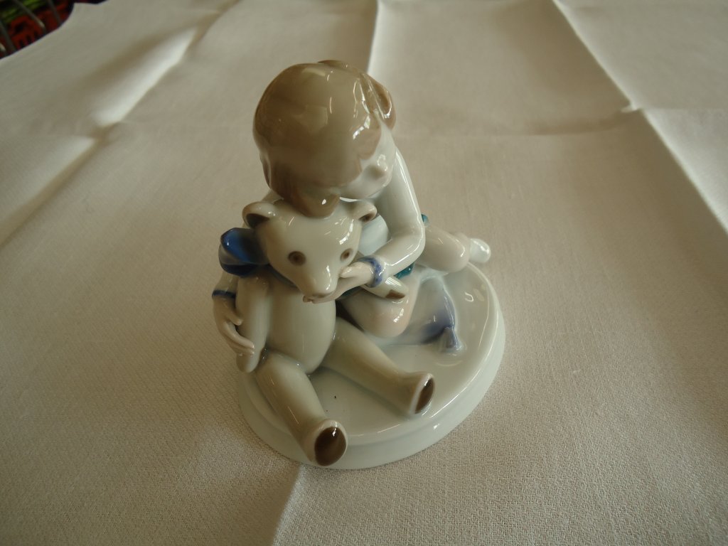 (129'207) - Rosenthal-Figur im BrockiShop am 3. September 2010