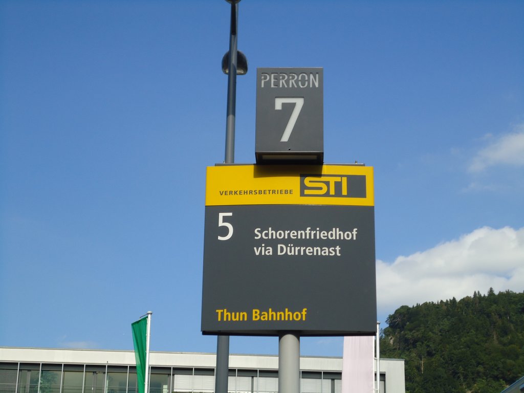 (129'296) - STI-Haltestelle - Thun, Bahnhof - am 4. September 2010