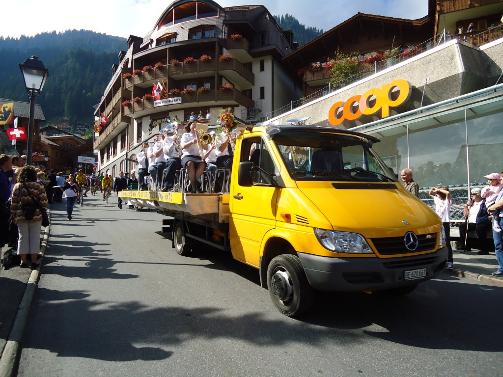 (129'487) - Mercedes - BE 620'667 - am 5. September 2010 in Adelboden, Landstrasse