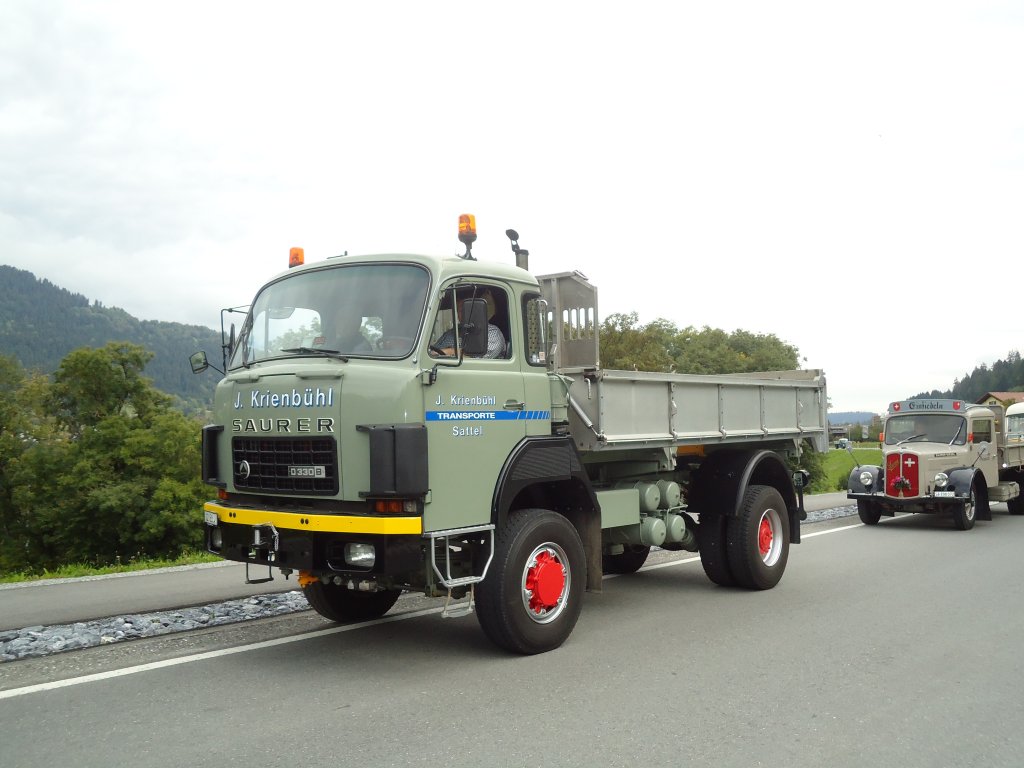 (129'900) - Krienb�hl, Sattel - SZ 5314 - Saurer am 18. September 2010 in Castrisch, Schleps