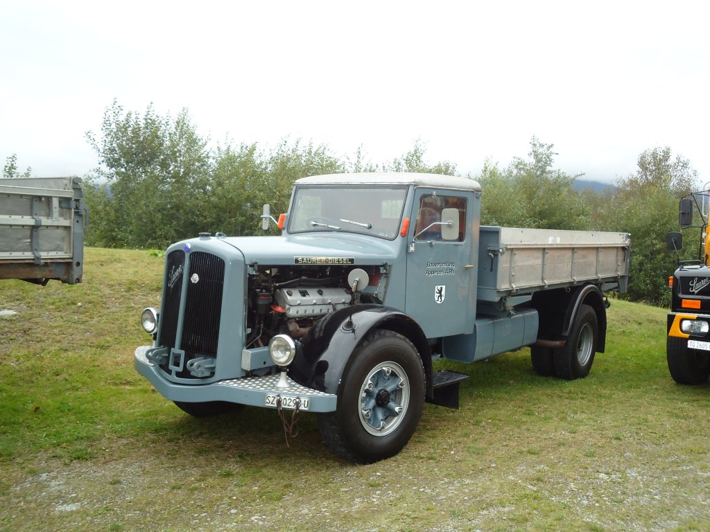 (129'966) - Bauverwaltung, Appenzell A.Rh. - SZ 20'293 U - Saurer am 18. September 2010 in Breil, Milit�ranlage