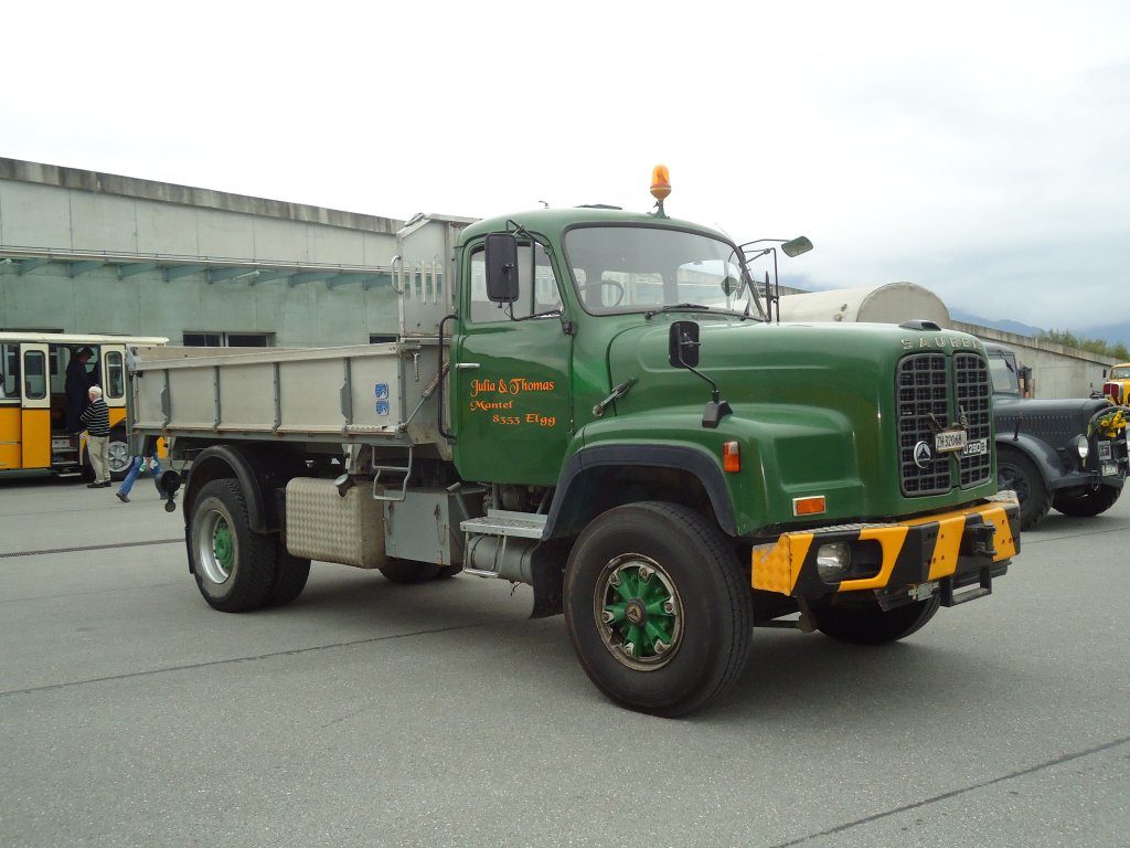 (130'045) - Mantel, Elgg - ZH 32'068 U - Saurer am 18. September 2010 in Breil, Milit�ranlage