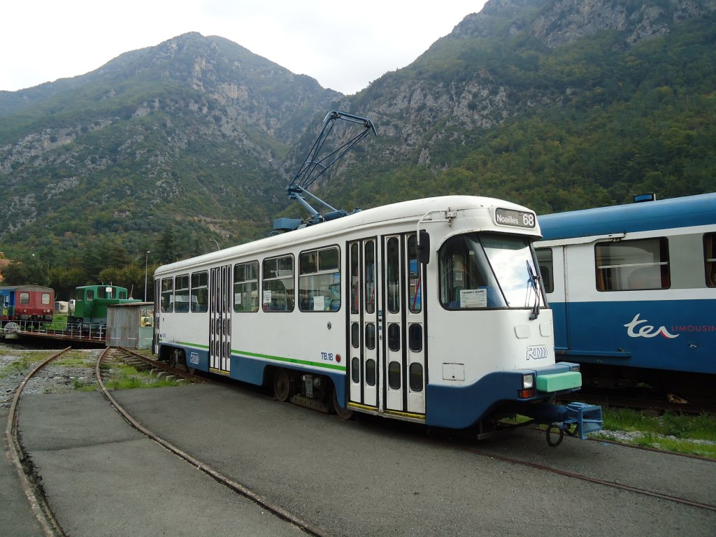 (130'729) - Tram aus Marseille - Nr. TB. 18 - am 16. Oktober 2010 in Breil-sur-Roya/Frankreich