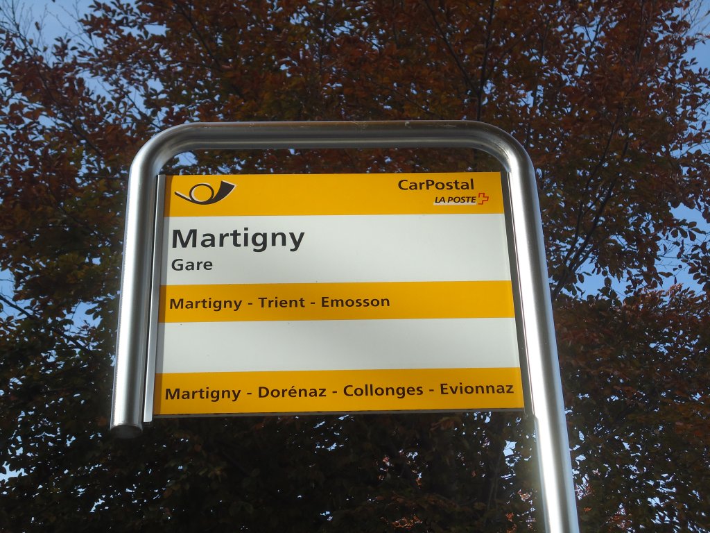 (130'876) - PostAuto-Haltestelle - Martigny, Gare - am 1. November 2010