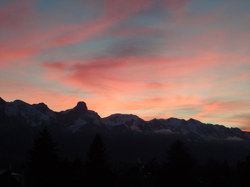 (132'330) - Abendrot am Stockhorn am 14. Januar 2011