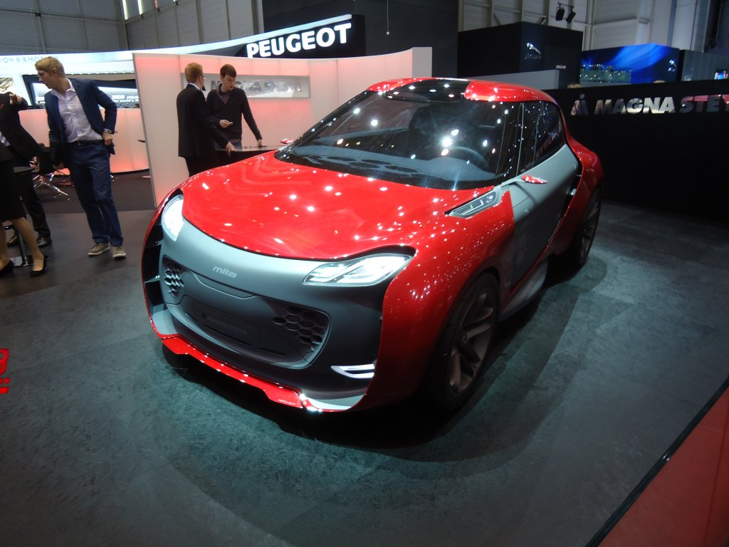 (132'826) - Mila am 10. M�rz 2011 im Autosalon Genf