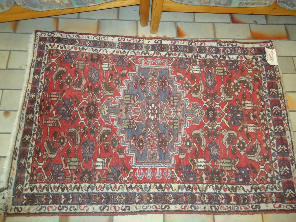 (133'080) - Teppich im BrockiShop am 16. M�rz 2011