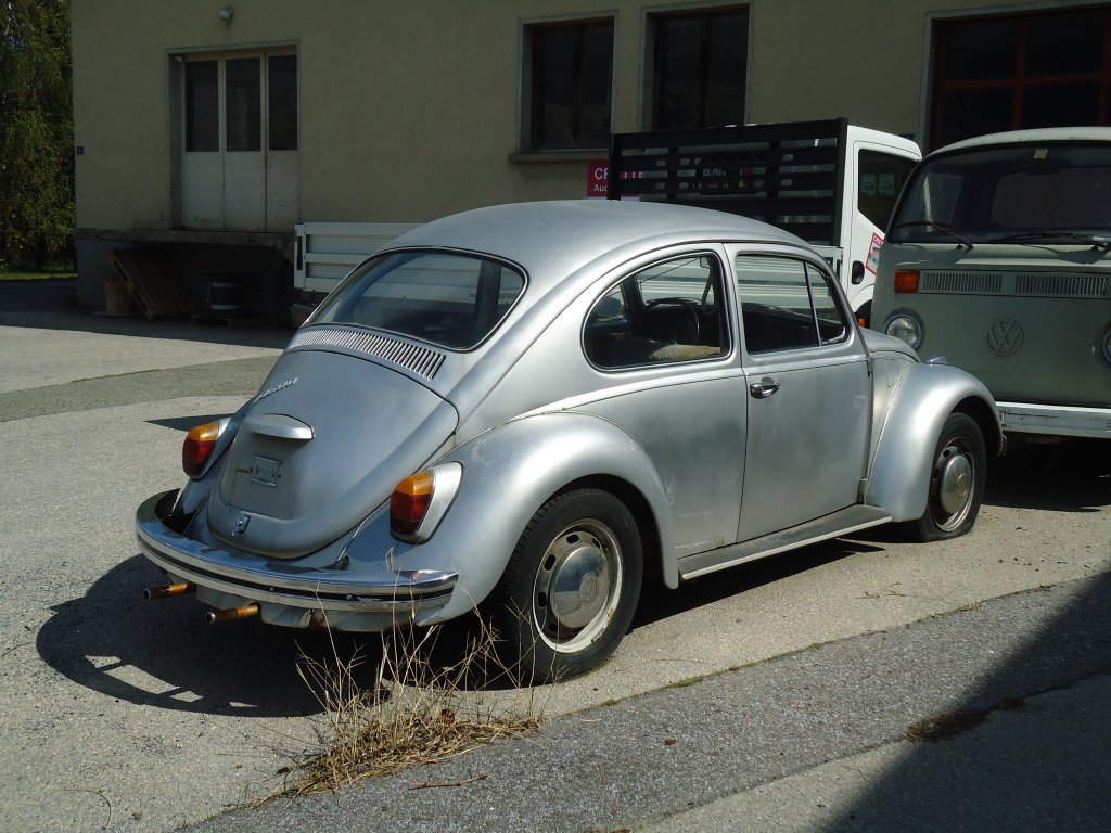 (133'187) - VW-K�fer am 3. April 2011 in Riddes