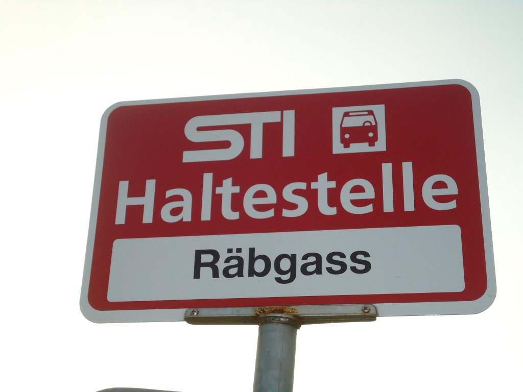 (133'310) - STI-Haltestelle - Thierachern, R�bgass - am 16. April 2011