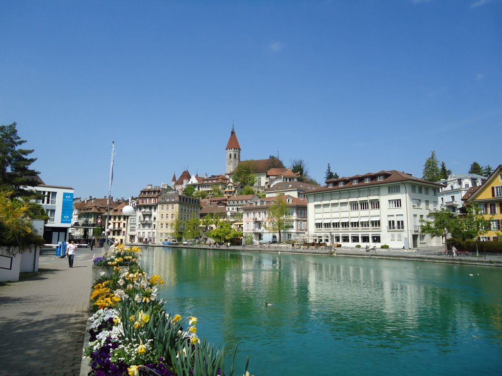 (133'341) - Thun mit der Aare am 18. April 2011