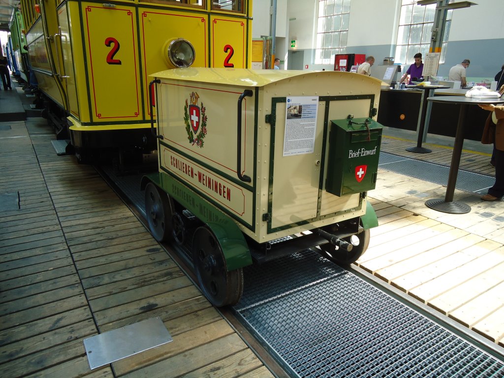 (133'469) - Schlieren-Weiningen Postw�geli am 25. April 2011 in Z�rich, Trammuseum