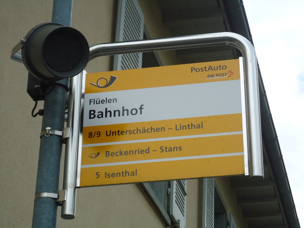 (133'589) - PostAuto-Haltestelle - Fl�elen, Bahnhof - am 14. Mai 2011