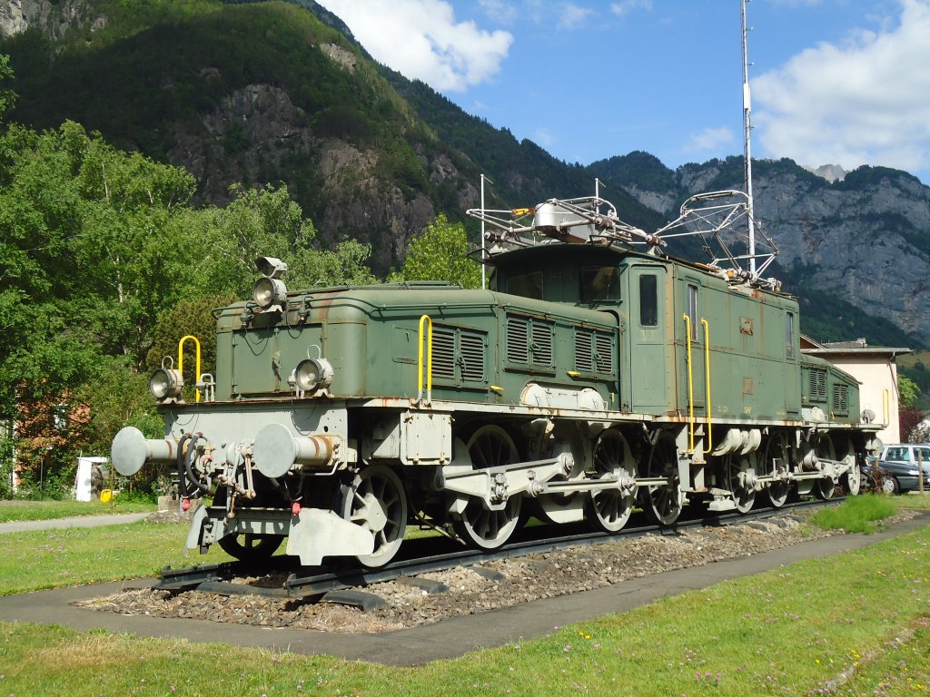 (133'594) - SBB-Lok  Krokodil  - Nr. 14'270 - am 14. Mai 2011 in Erstfeld