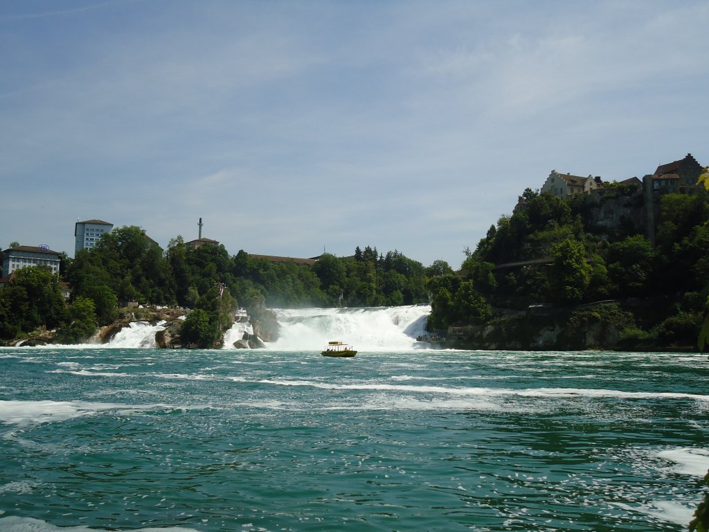 (133'774) - Schloss Laufen am Rheinfall am 23. Mai 2011 bei Neuhausen