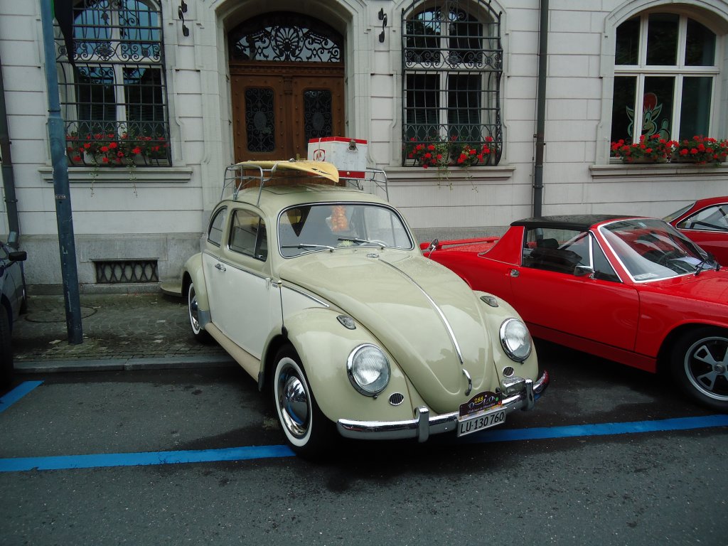 (134'010) - VW-K�fer - LU 130'760 - am 11. Juni 2011 in Sarnen, OiO