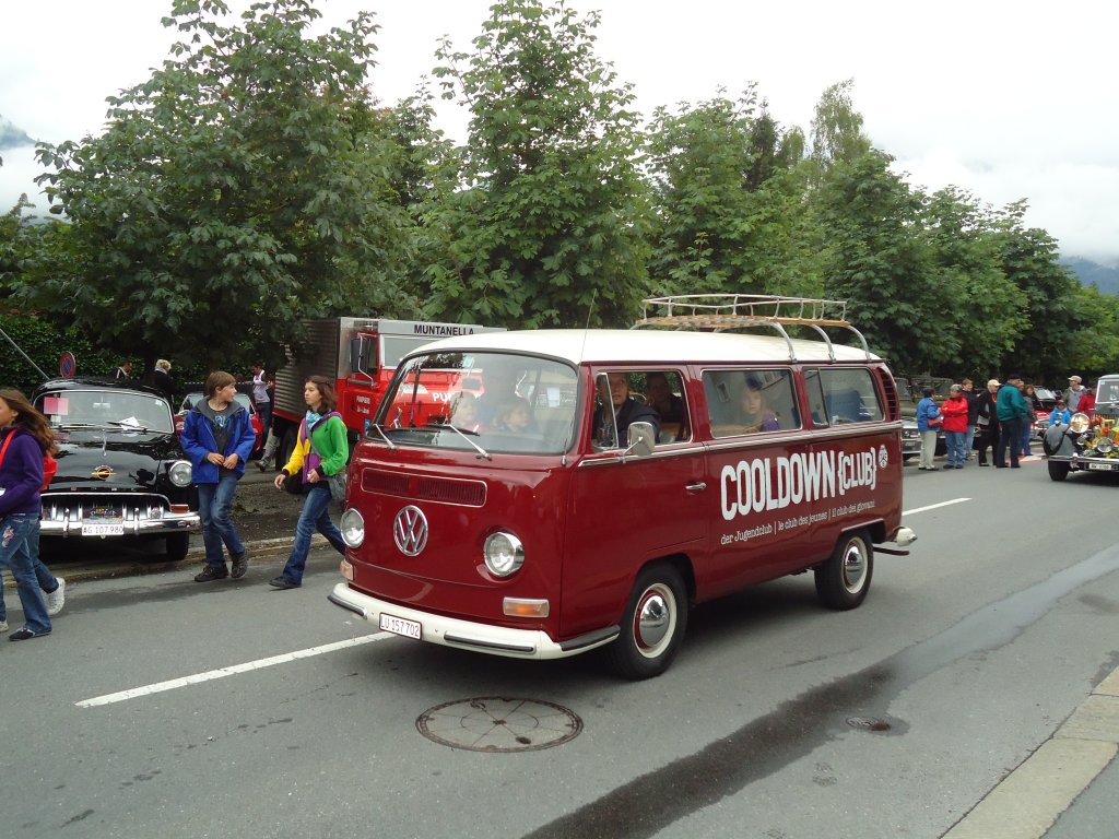 (134'110) - VW-Bus - LU 157'702 - am 11. Juni 2011 in Sarnen, OiO