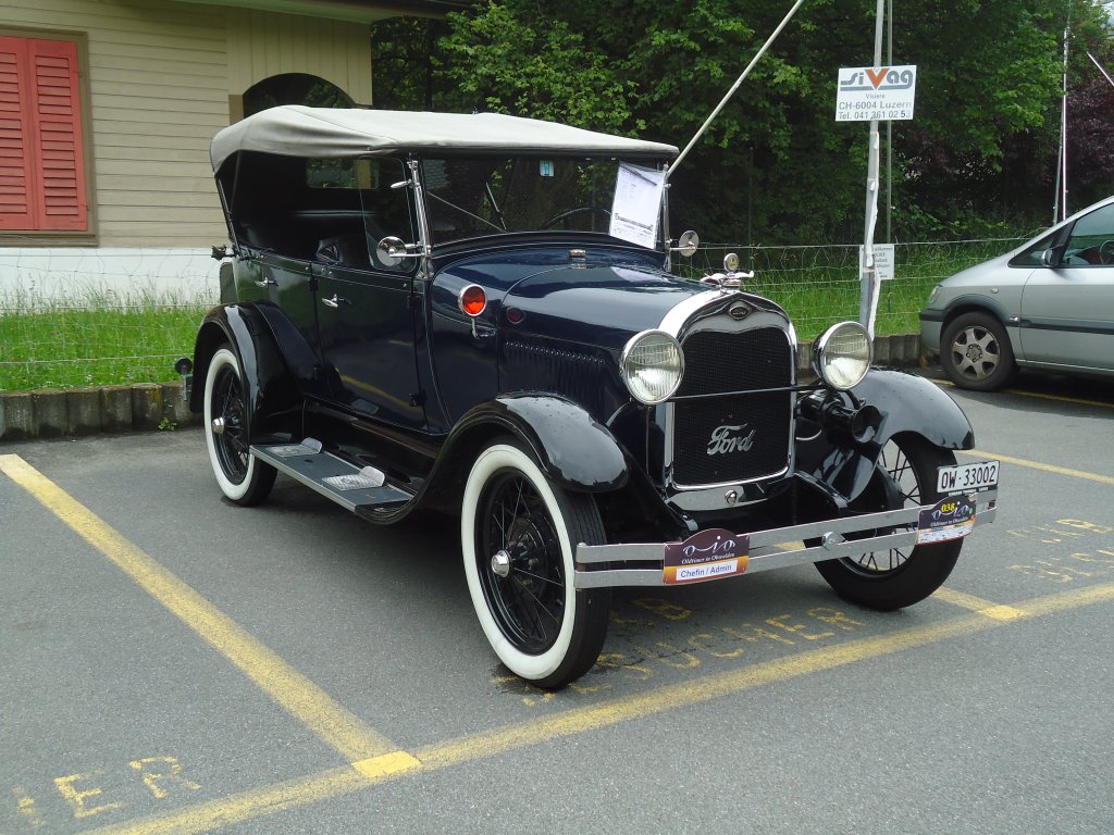 (134'138) - Ford - OW 33'002 - am 11. Juni 2011 in Sarnen, OiO