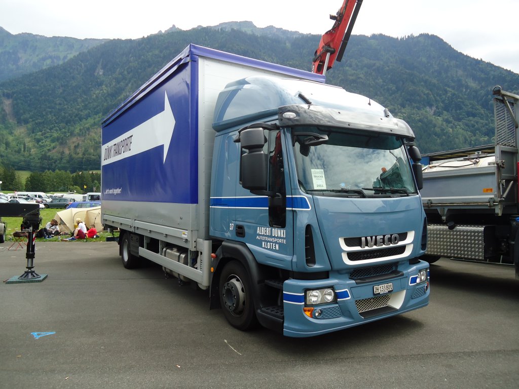 (134'323) - D�nki, Kloten - Nr. 37/ZH 133'801 - Iveco am 25. Juni 2011 in Interlaken, Flugplatz