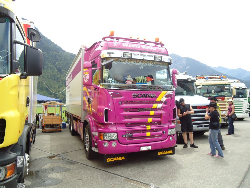 (134'336) - Monter - SG 11'003 - Scania am 25. Juni 2011 in Interlaken, Flugplatz