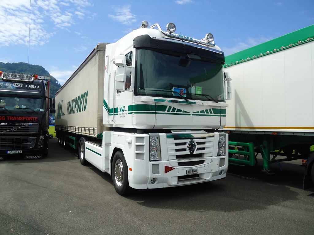 (134'358) - AVJ Les Bioux - VD 9000 - Renault am 25. Juni 2011 in Interlaken, Flugplatz