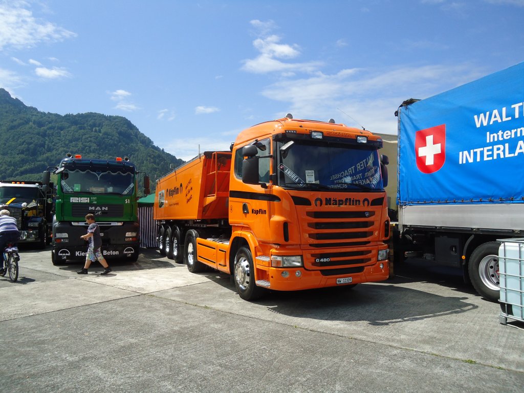 (134'365) - N�pflin - Nr. 4/NW 12'309 - Scania am 25. Juni 2011 in Interlaken, Flugplatz