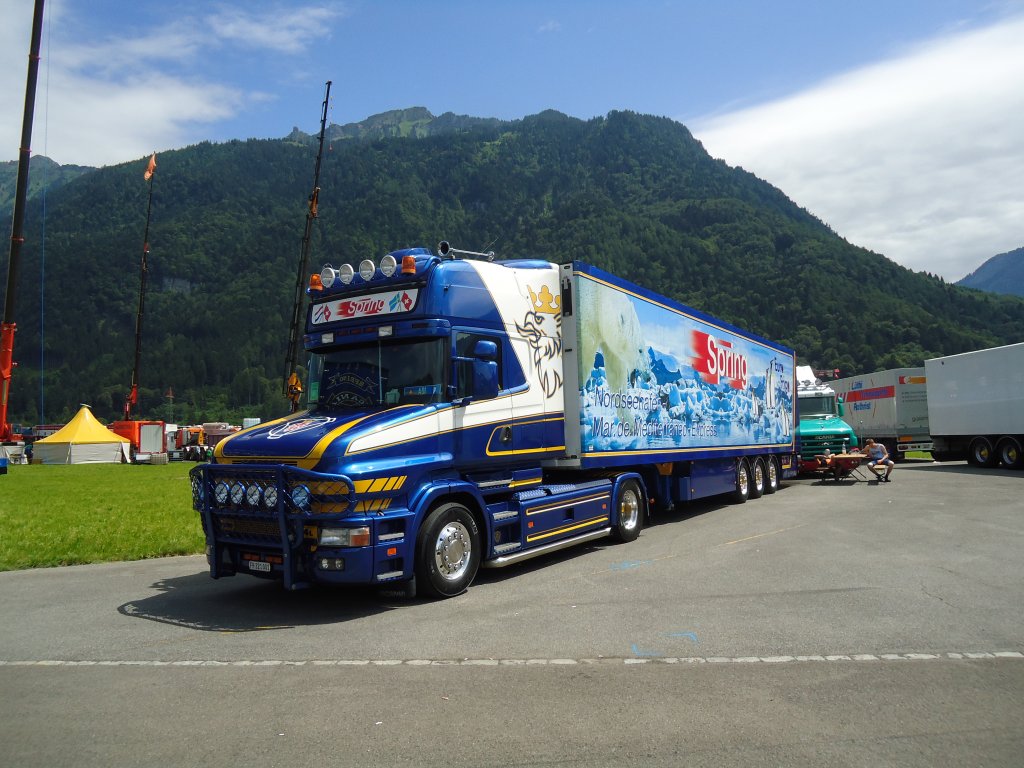 (134'374) - Spring - FR 221'001 - Scania am 25. Juni 2011 in Interlaken, Flugplatz