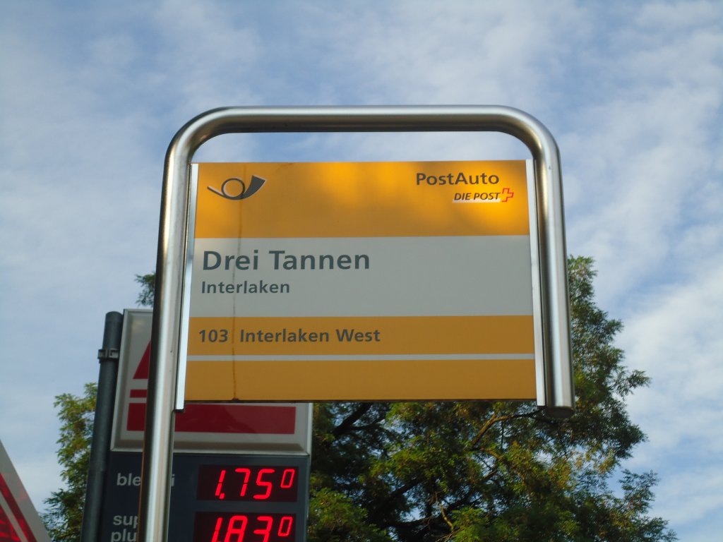 (134'563) - PostAuto-Haltestelle - Interlaken, Drei Tannen - am 27. Juni 2011
