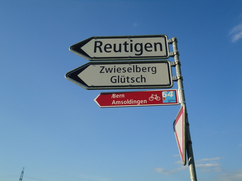 (134'633) - Wegweiser nach Reutigen + Zwieselberg Gl�tsch am 2. Juli 2011