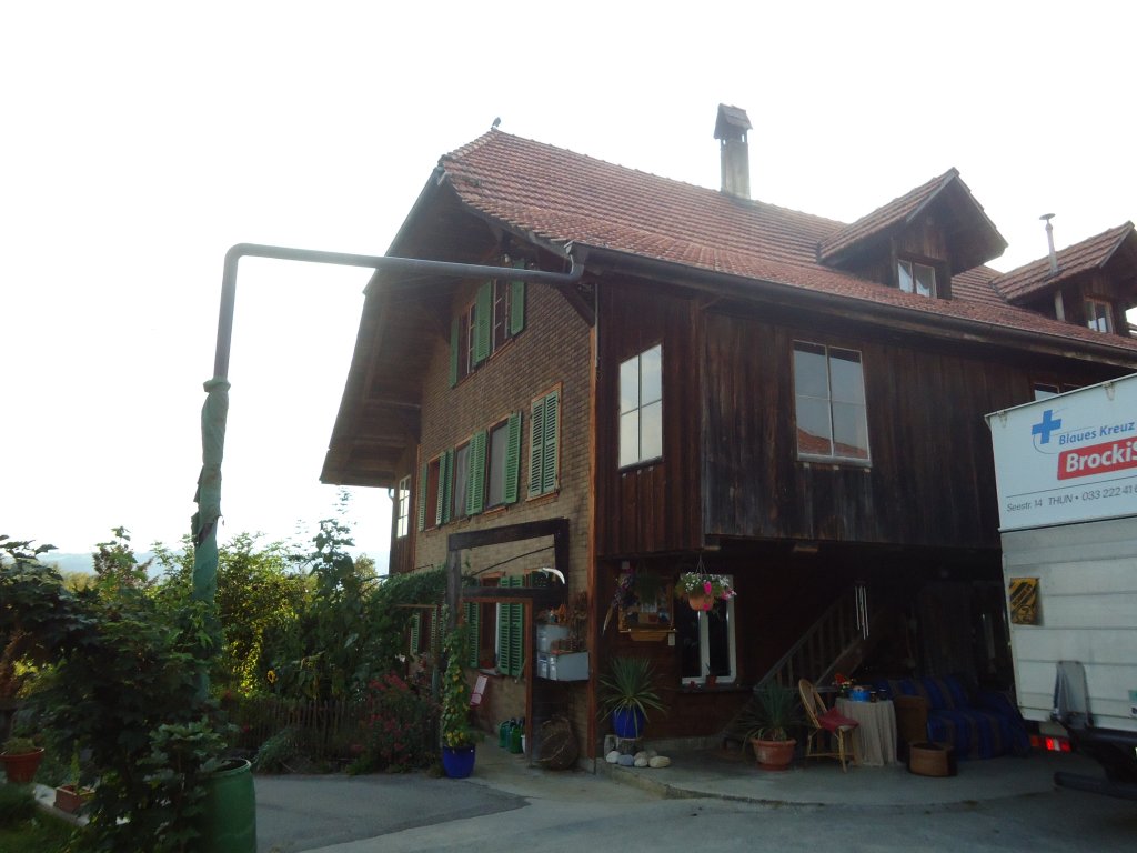 (135'534) - Altes Haus in Allmendingen bei Bern am 18. August 2011