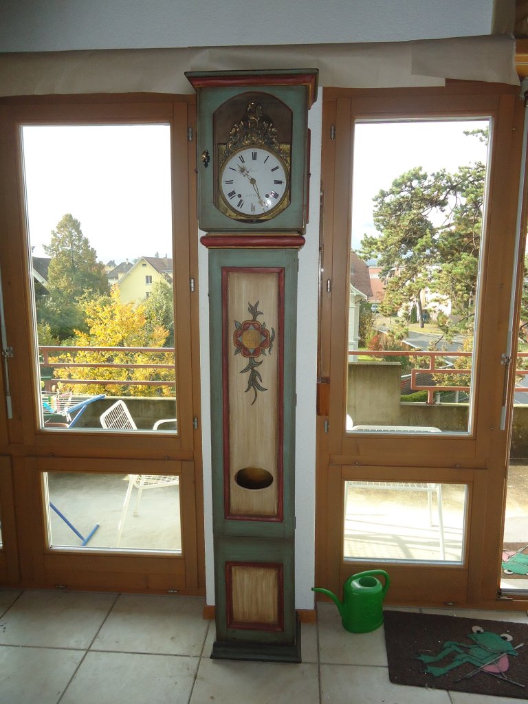 (136'637) - Alte Standuhr f�r den BrockiShop am 20. Oktober 2011