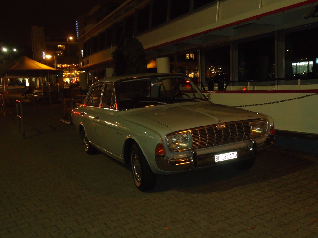 (136'743) - Ford - BE 161'170 - am 11. November 2011 bei der Schiffl�ndte Thun