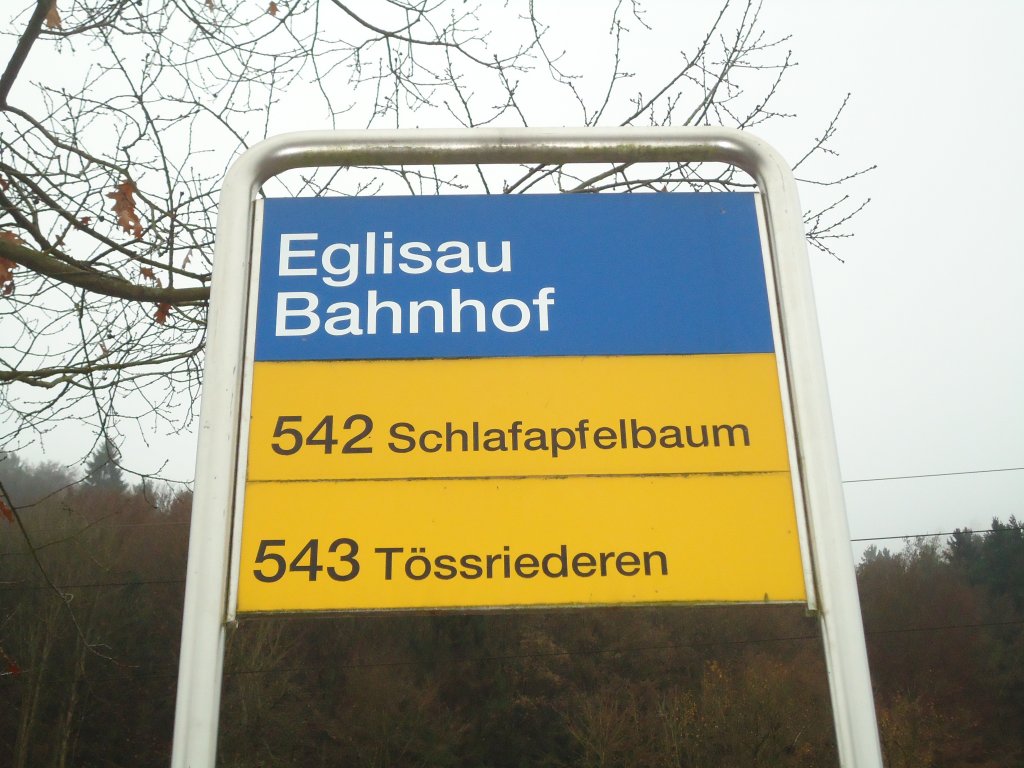 (136'969) - PostAuto-Haltestelle - Eglisau, Bahnhof - am 24. November 2011