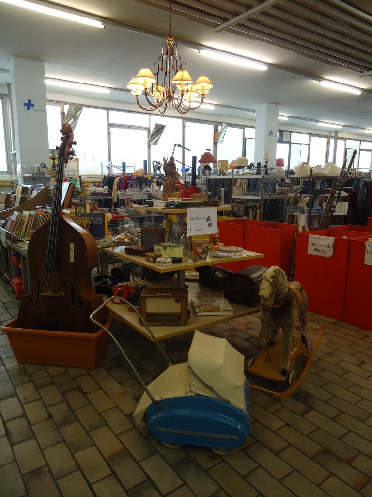 (137'655) - Mini Brocante im BrockiShop am 10. Februar 2012
