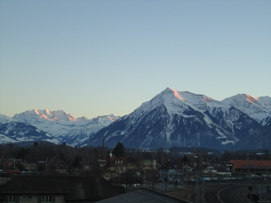 (137'821) - Der Niesen am 24. Februar 2012 von Thun aus