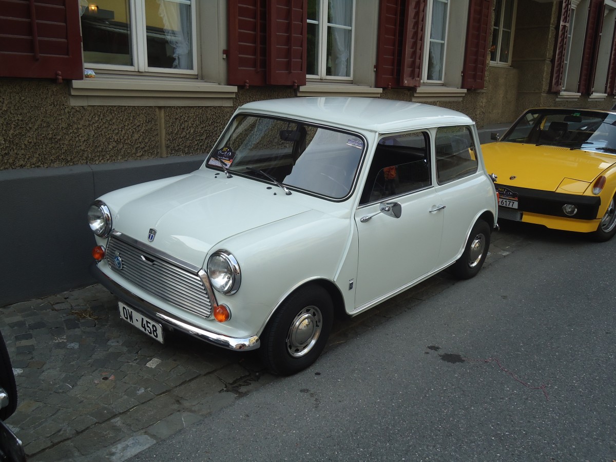 (139'092) - Austin-Mini - OW 458 - am 27. Mai 2012 in Sarnen, OiO