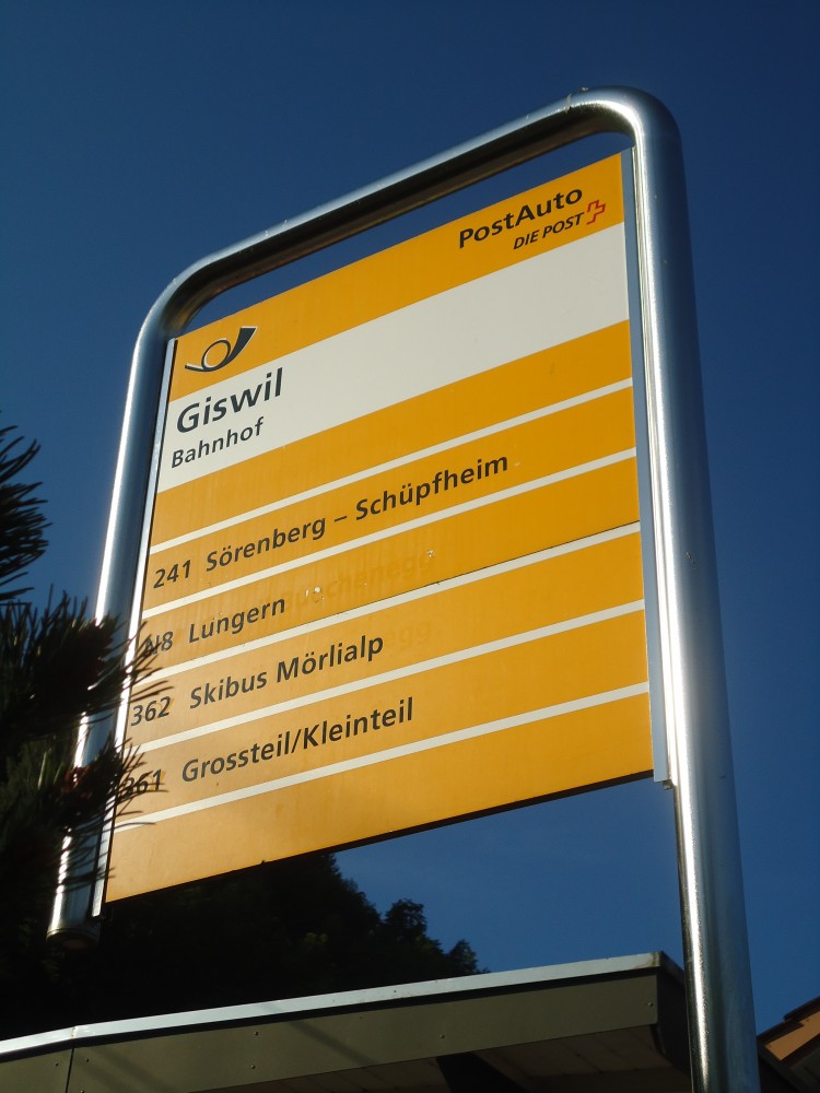 (139'187) - PostAuto-Haltestelle - Giswil, Bahnhof - am 2. Juni 2012